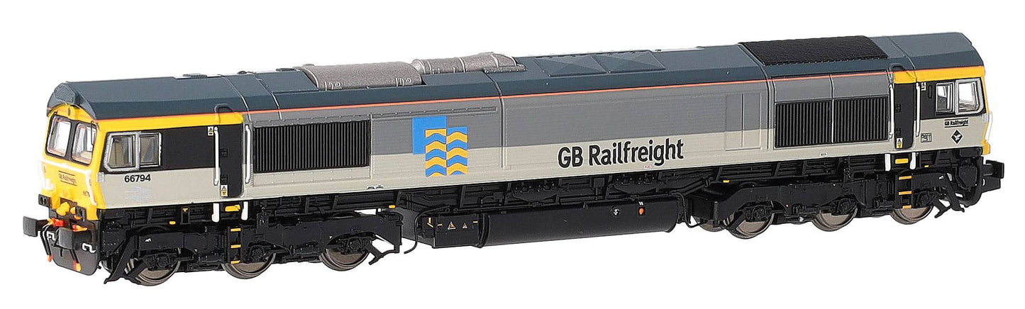 GM2210105 Class 66 794 'Steve Hannam' Railfreight Petroleum Diesel Locomotive