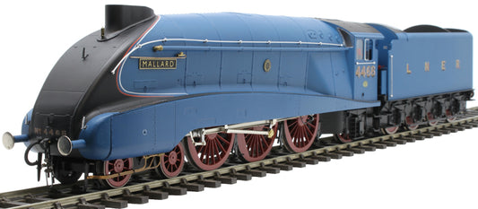 Pre-Owned Class A4 4-6-2 4468 'Mallard' LNER Garter Blue with Streamlined Non-corridor Tender