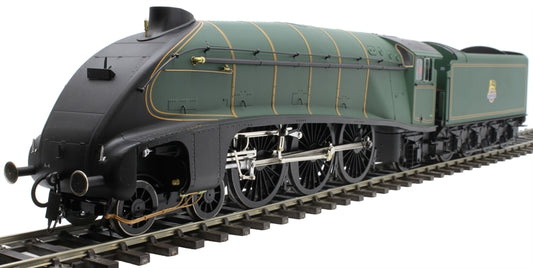 Pre-Owned Class A4 4-6-2 Unnumbered with Single Chimney and Streamlined Non=corridor Tender BR Green Early Crest