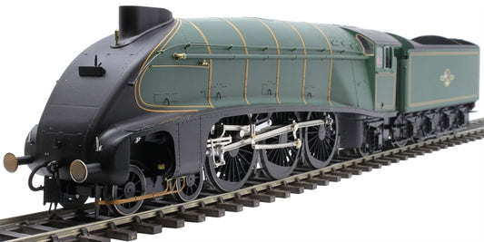 Pre-Owned Class A4 4-6-2 BR Green Late Crest Unnumbered with Double Chimney and Unstreamlined Corridor Tender