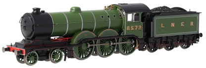 R30502 Class B12 4-6-0 LNER Apple Green 8572 Steam Locomotive