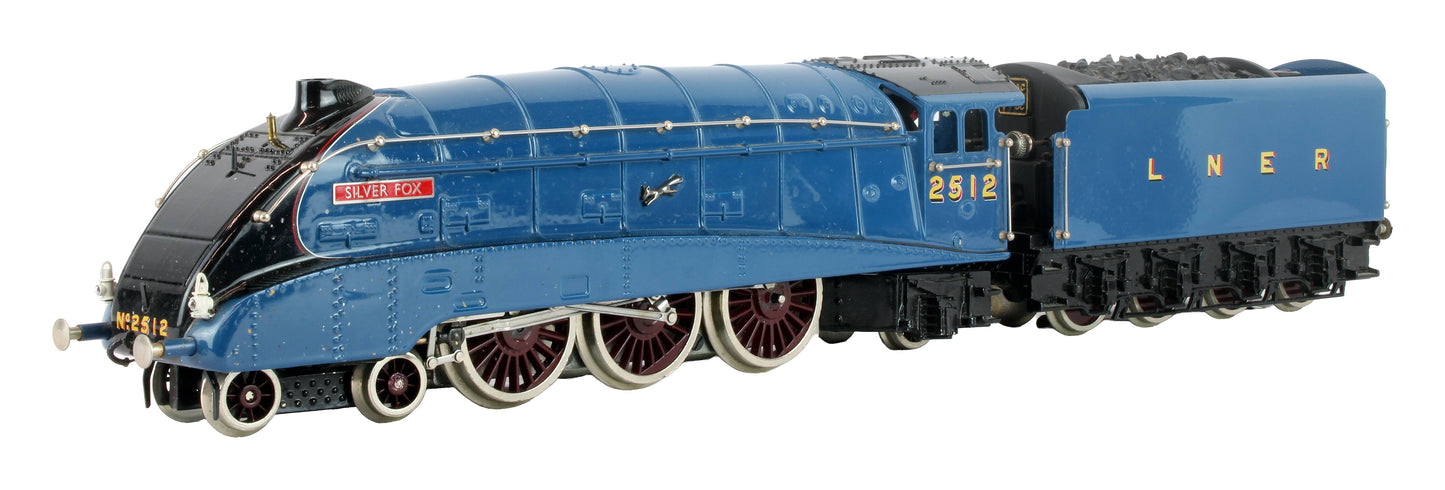 Pre-Owned LNER Garter Blue Class A4 4-6-2 'Silver Fox' 2512 Steam Locomotive