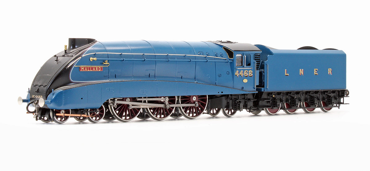 Pre-Owned LNER 4-6-2 A4 'Mallard' 4468 Steam Locomotive - DCC Sound