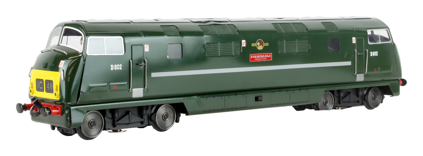 Pre-Owned E/32-A1 BR A1 Green Small Yellow Panel Warship Class D802 'Formidable' Diesel Locomotive *DCC Sound*