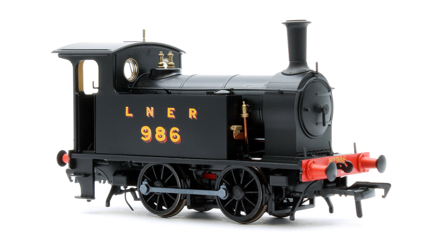 Pre-Owned 932006 LNER Y7 - No.986 LNER Livery Steam Locomotive