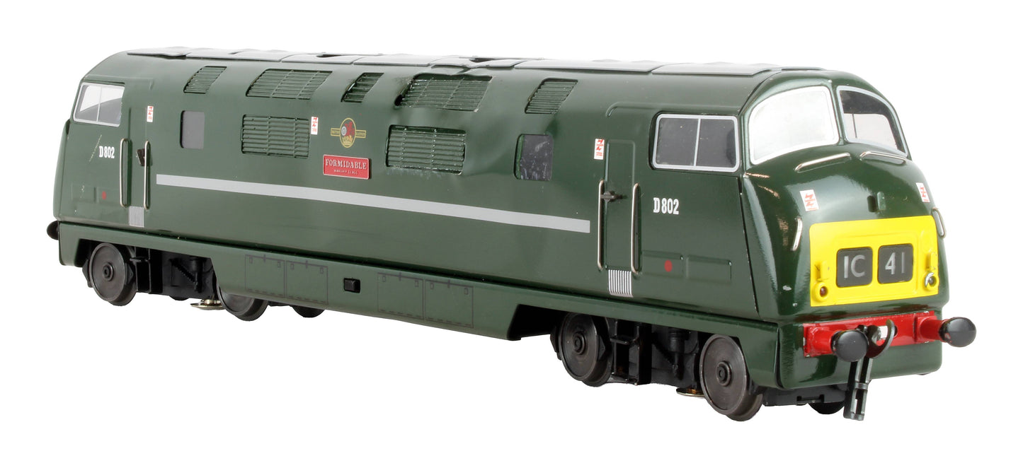Pre-Owned E/32-A1 BR A1 Green Small Yellow Panel Warship Class D802 'Formidable' Diesel Locomotive *DCC Sound*