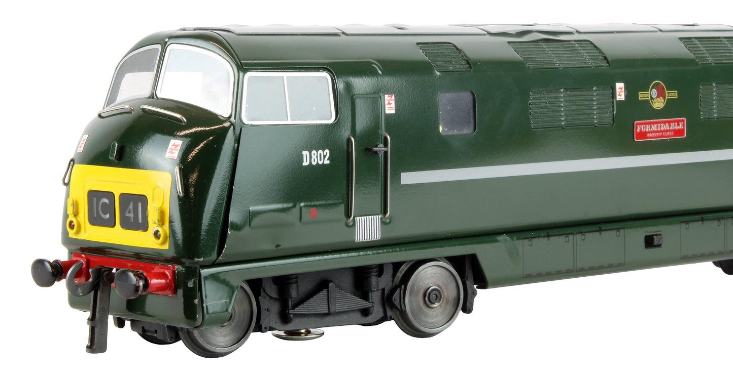 Pre-Owned E/32-A1 BR A1 Green Small Yellow Panel Warship Class D802 'Formidable' Diesel Locomotive *DCC Sound*