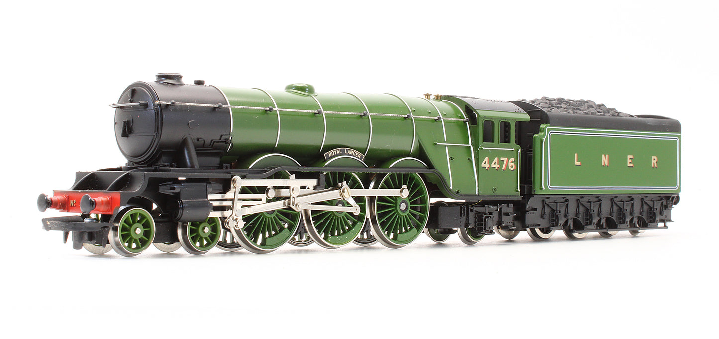 Pre-Owned R042 LNER 4-6-2 'Royal Lancer' 4476 Steam Locomotive