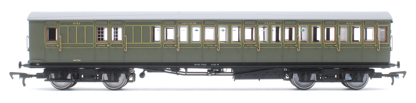 LBSCR 54ft 'Isle of Wight' 4-Coach Pack SR Maunsell Green No. 486