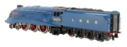 Pre-Owned E4 LNER Blue Class A4 4-6-2 'Seagull' 4902 Steam Locomotive