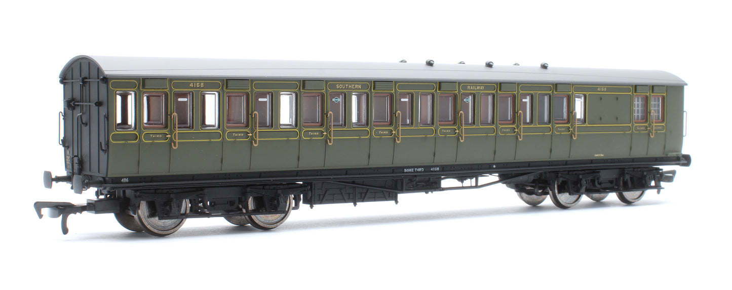 LBSCR 54ft 'Isle of Wight' 4-Coach Pack SR Maunsell Green No. 486