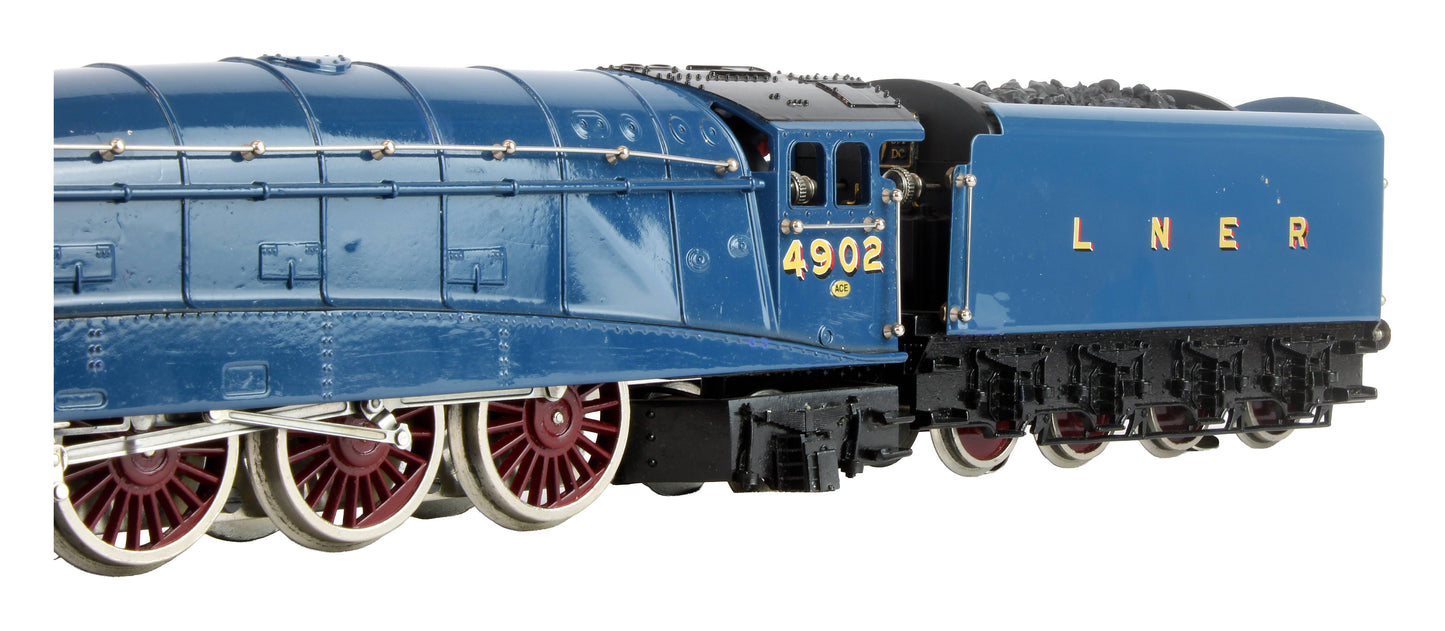 Pre-Owned E4 LNER Blue Class A4 4-6-2 'Seagull' 4902 Steam Locomotive