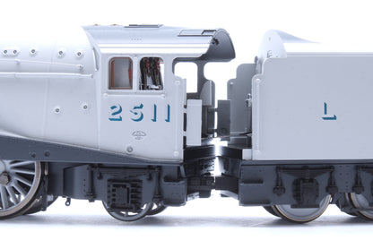 Hornby Dublo Class A4 4-6-2 LNER  No.2511 'Silver King' (90th Anniversary Collection) Steam Locomotive
