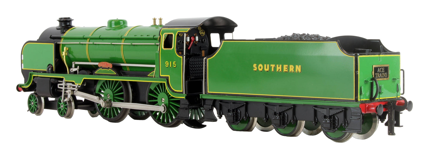 Pre-Owned E10 SR Lined Malachite Green Schools Class 4-4-0 'Brighton' 915 Steam Locomotive