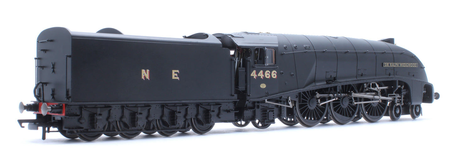 Class A4 4-6-2 LNER No.4466 'Sir Ralph Wedgwood' (WWII 80th Anniversary Collection) Steam Locomotive