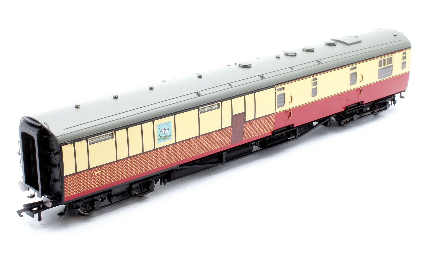 BR 'Tavern' Kitchen and Buttery Car & Composite Restaurant - White Horse 7833 Twin pack