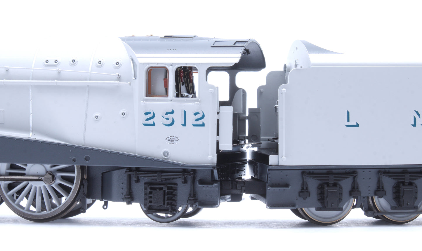 Hornby Dublo Class A4 4-6-2 LNER No.2512 'Silver Fox' (90th Anniversary Collection) Steam Locomotive