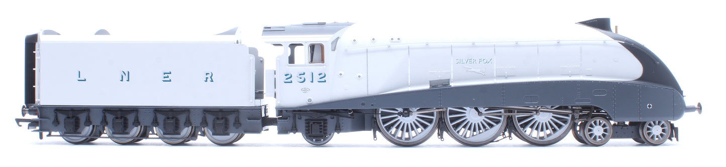Pre-Owned Hornby Dublo Class A4 4-6-2 LNER No.2512 'Silver Fox' (90th Anniversary Collection) Steam Locomotive