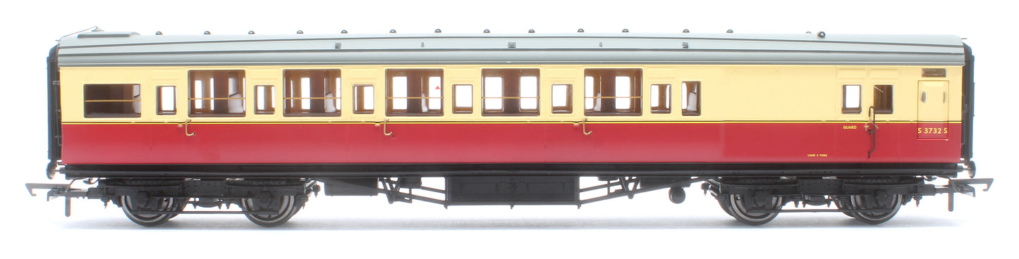 BR Maunsell Brake Third class S3732 Set 179