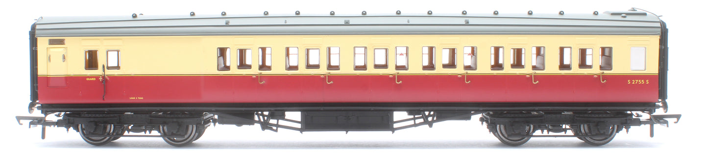 BR Maunsell Brake Third Class S2755S Set 226