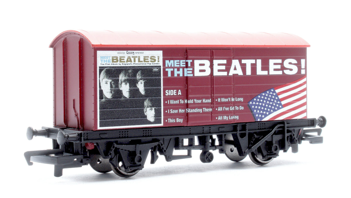 Pre-Owned Meet The Beatles 'Please Please Me' US and UK Album Covers Wagon