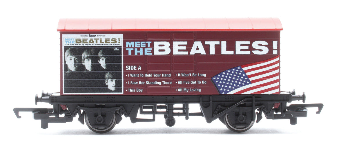 Pre-Owned Meet The Beatles 'Please Please Me' US and UK Album Covers Wagon