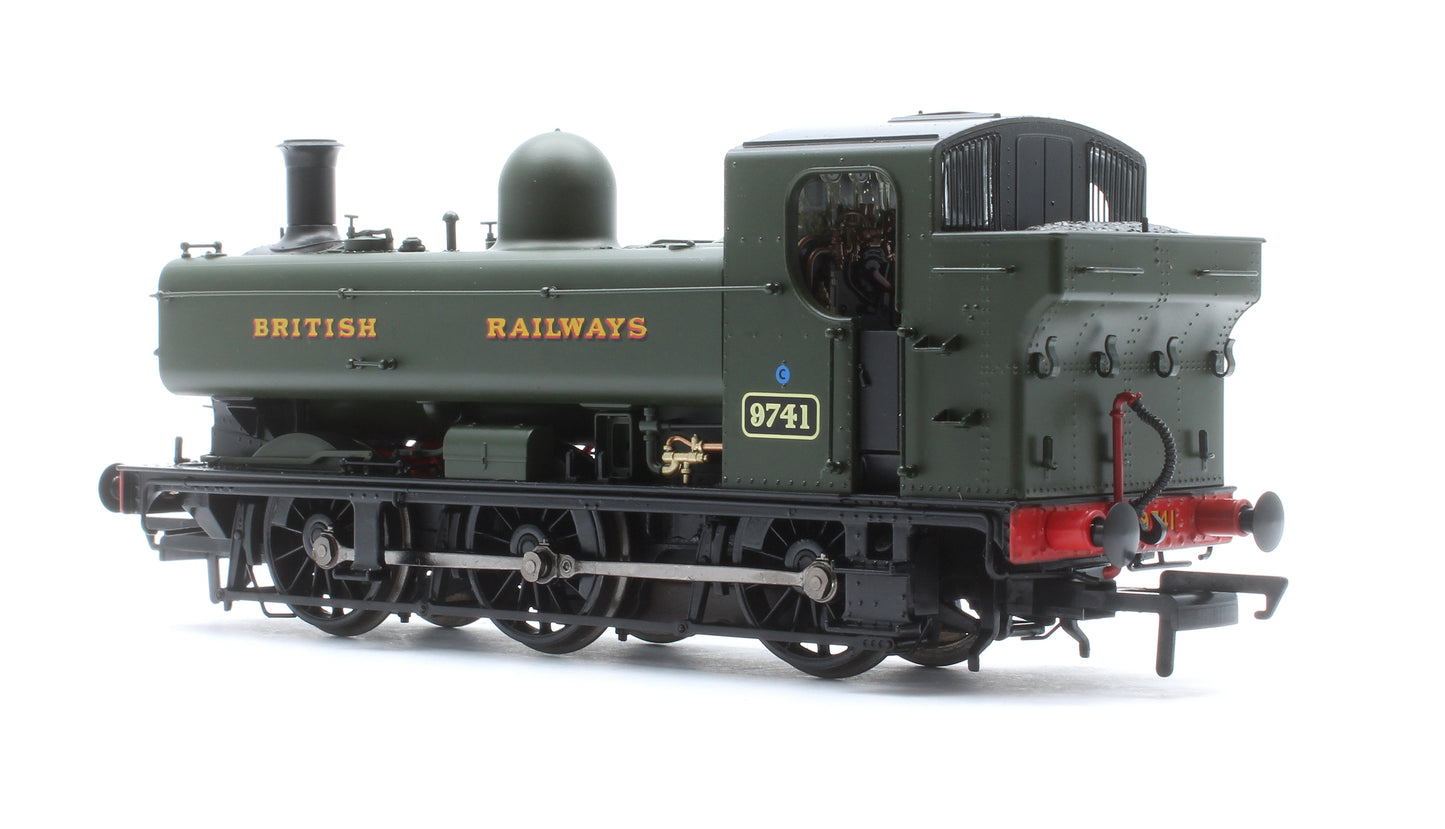 8750 Class Pannier Tank - British Railways Green 0-6-0 Tank Locomotive No.9741