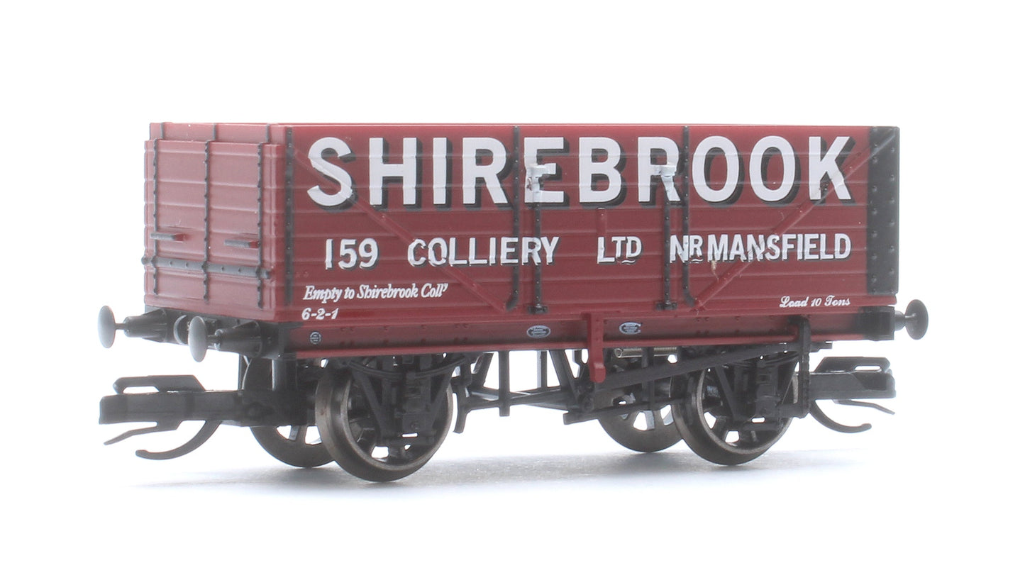 Pre-Owned TT6042 7 Plank Wagon Lowe & Warwick Bernard T Frost Shirebrook Triple Pack