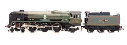 Pre-Owned W2269X BR Green Rebuilt 4-6-2 'Sir Keith Park' 34053 Steam Locomotive