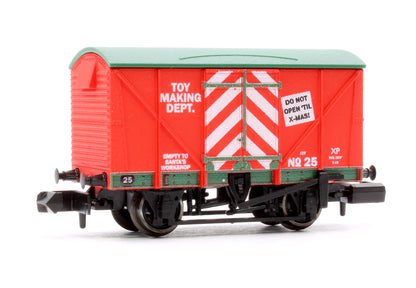 BR Vanfit - Plywood Sides Christmas Santa's Workshop No.25