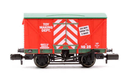 BR Vanfit - Plywood Sides Christmas Santa's Workshop No.25