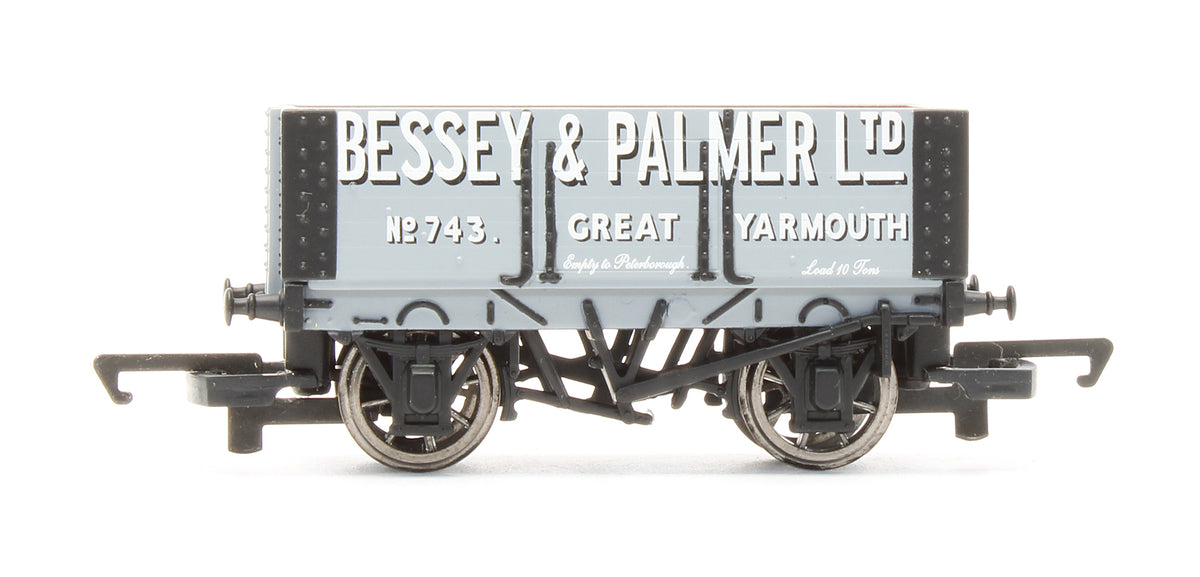 Pre-Owned 'The Rover' Train Set