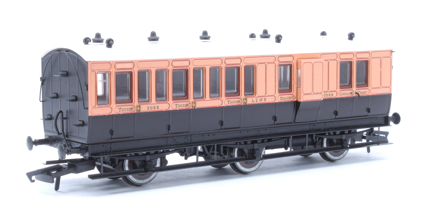 Hattons Originals Genesis Pack of 4 coaches (4BT, 6FL, 4T, 6BT) in LSWR Salmon and Brown