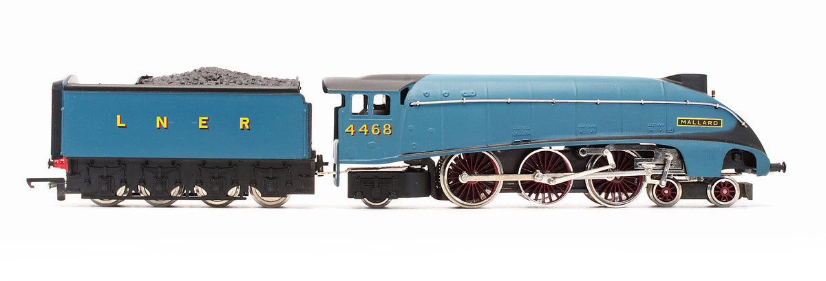 Pre-Owned W2210 LNER 4-6-2 A4 'Mallard' 4468 Steam Locomotive