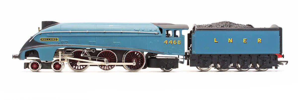 Pre-Owned W2210 LNER 4-6-2 A4 'Mallard' 4468 Steam Locomotive
