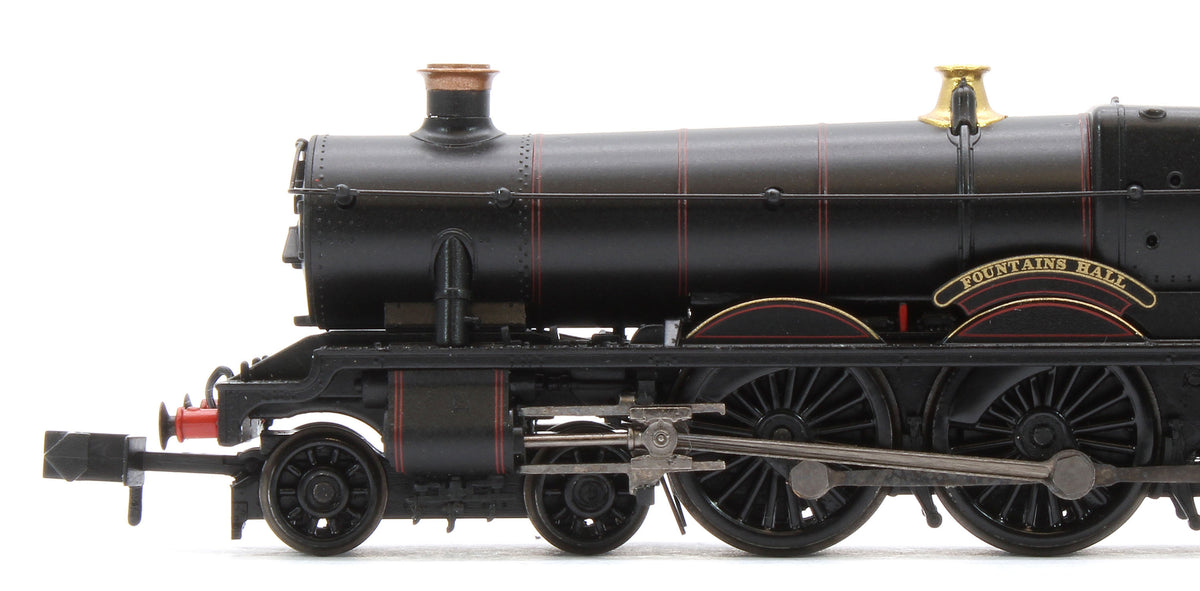 372-451 GWR 'Modified Hall' 7904 'Fountains Hall' BR Lined Black (Early Emblem) Steam Locomotive