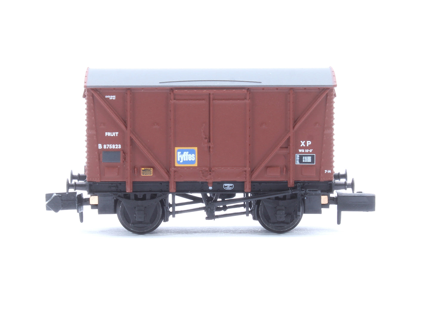 BR 12T Plywood Fruit Van BR Bauxite (Late) 'Fyffes' No.B875823