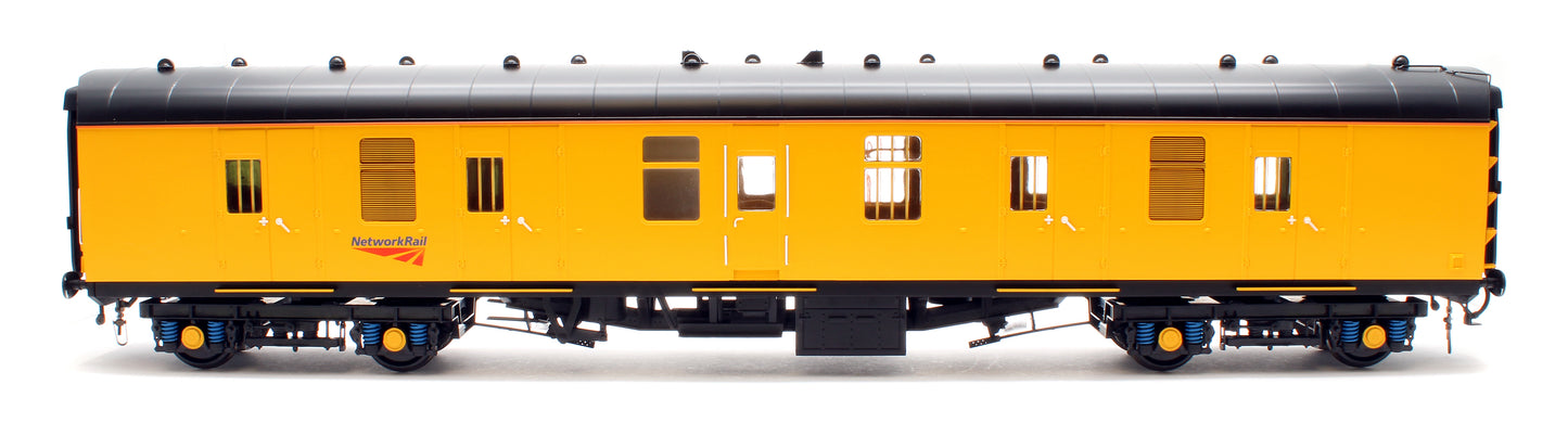 Mk1 Brake Gangwayed Network Rail yellow Generator Van (B4)