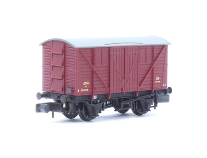 BR 10T Meat Van BR Crimson No.B870009
