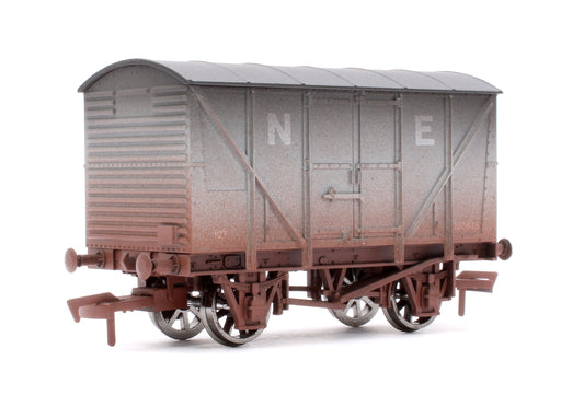 Banana Van NE 158645 - Weathered