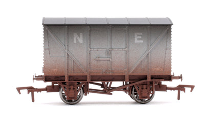 Banana Van NE 158645 - Weathered