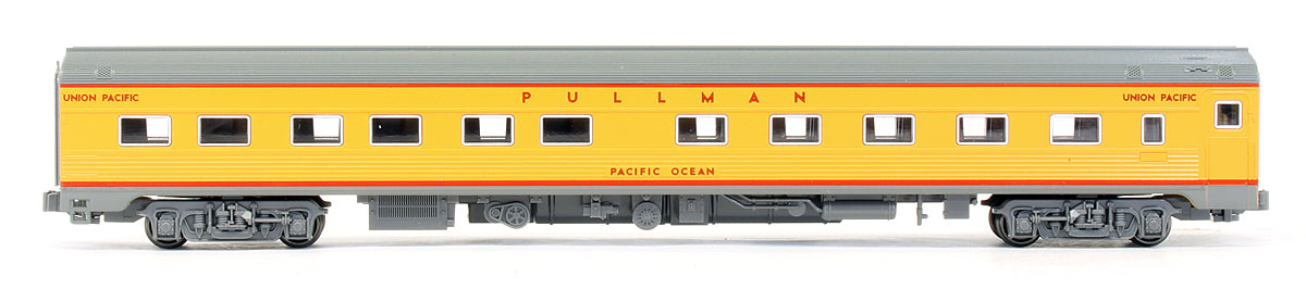 Pre-Owned Union Pacific City Of Los Angeles 11 Car Set With Display Unitrack