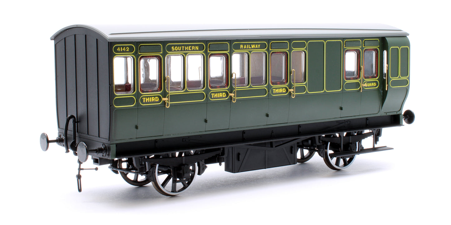 Stroudley 4 Wheel Electrically Lit Brake 3rd Southern Lined Green 4142 - Light Bar Fitted