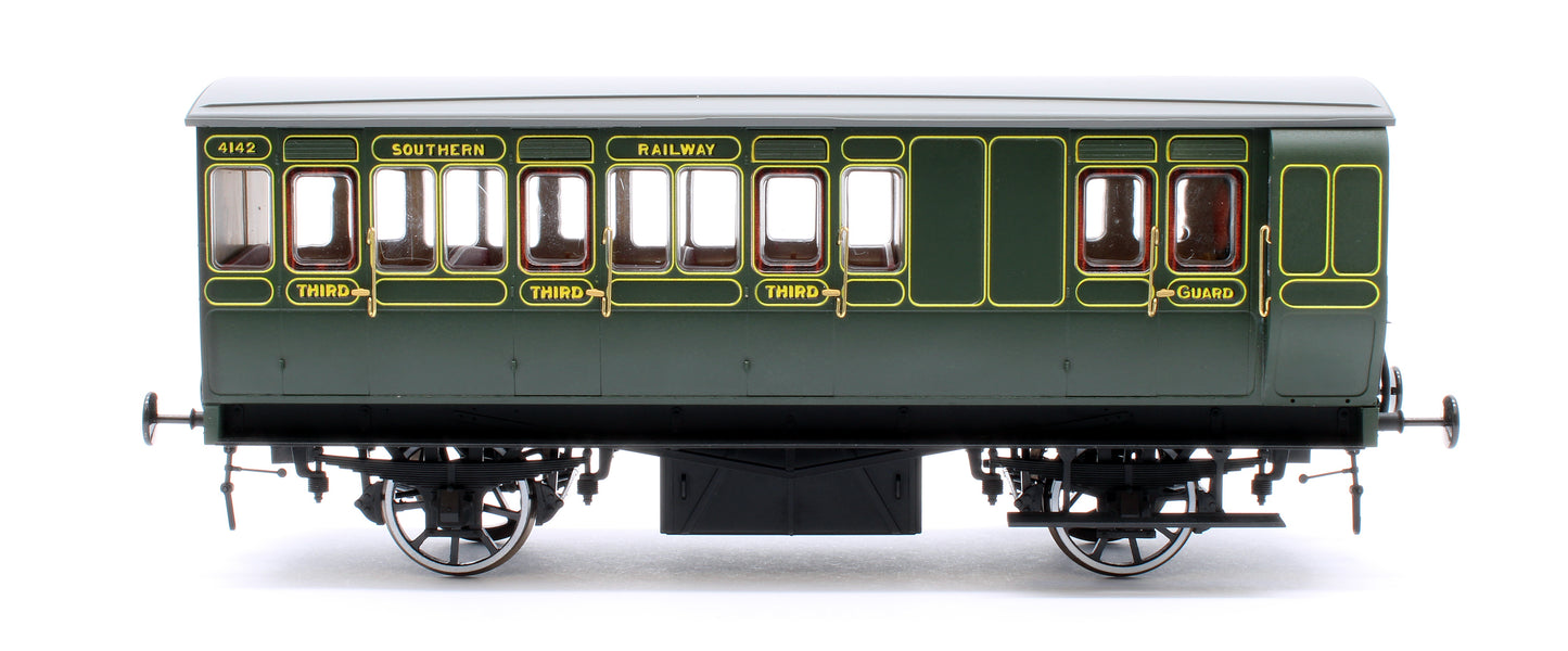 Stroudley 4 Wheel Electrically Lit Brake 3rd Southern Lined Green 4142