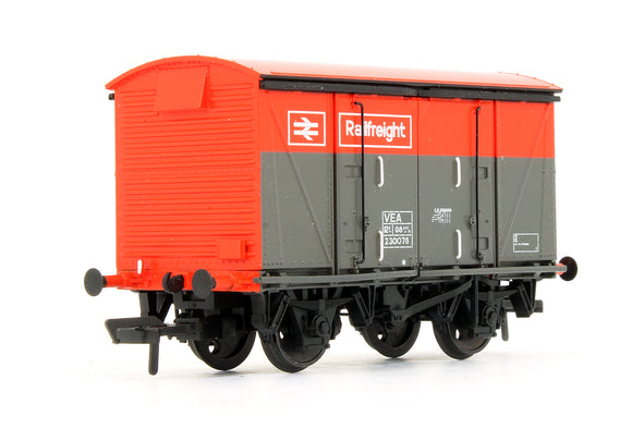 Pre-Owned BR Vanwide VEA BR Railfreight Red / Grey