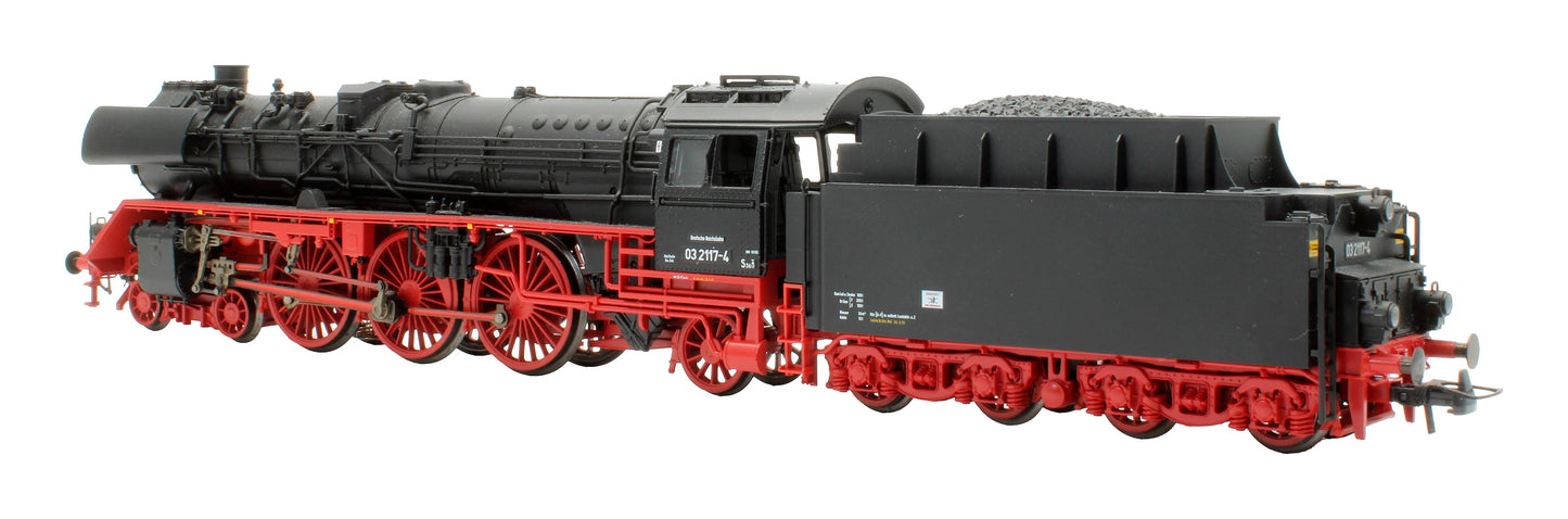 Pre-Owned 73014 DR Class BR 03 '03 2117-4' Black/Red Reko Steam Locomotive