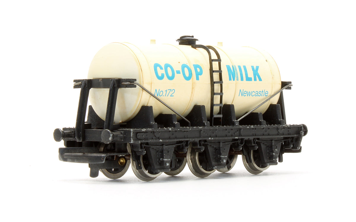 Pre-Owned 6 Wheeled Wagon 'CO-OP Milk'