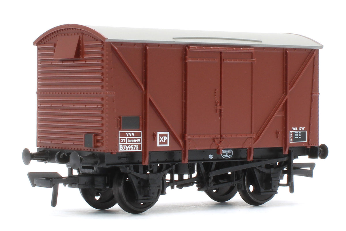 38-172 BR 12T Ventilated Van Plywood Sides BR Bauxite (TOPS) No.B769573