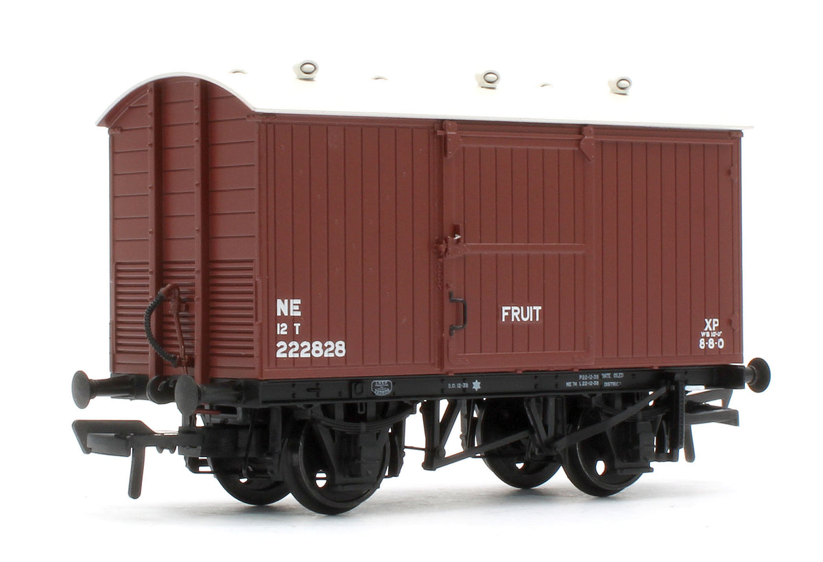 38-387A LNER 12T Ventilated Fruit Van LNER Bauxite No.222828