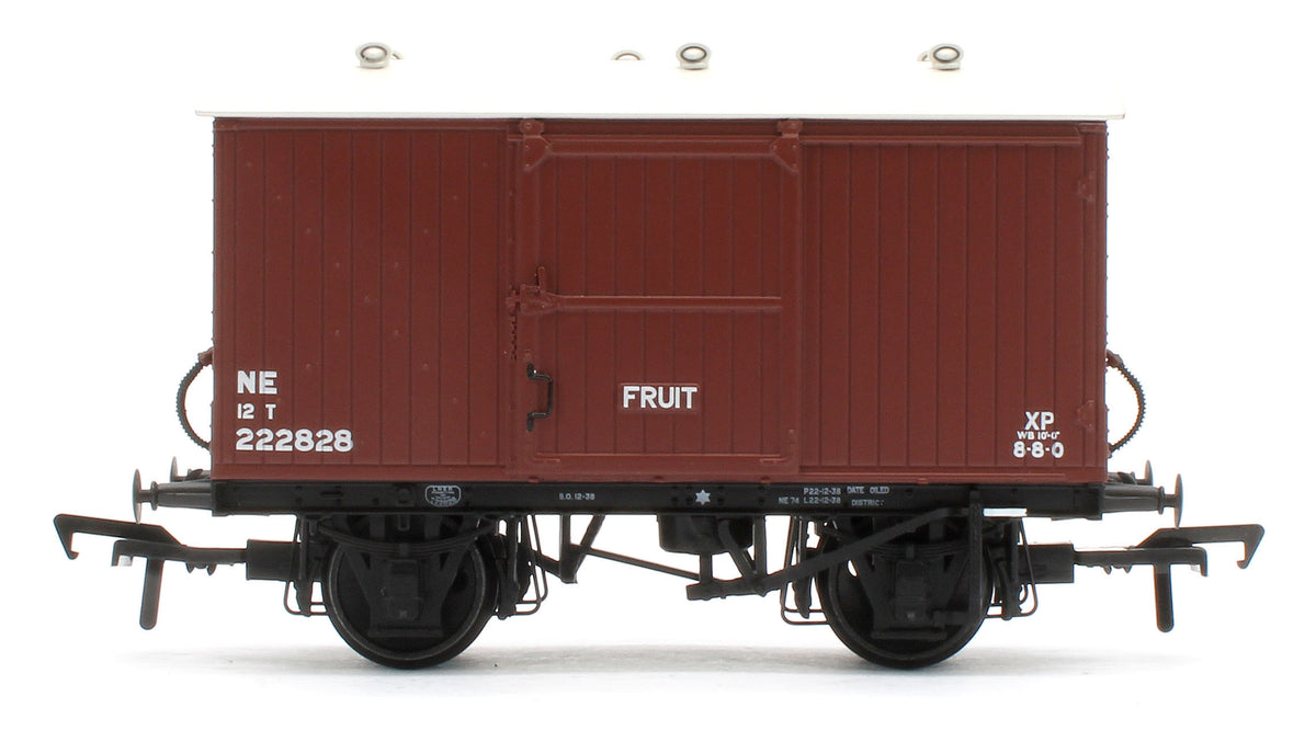 38-387A LNER 12T Ventilated Fruit Van LNER Bauxite No.222828
